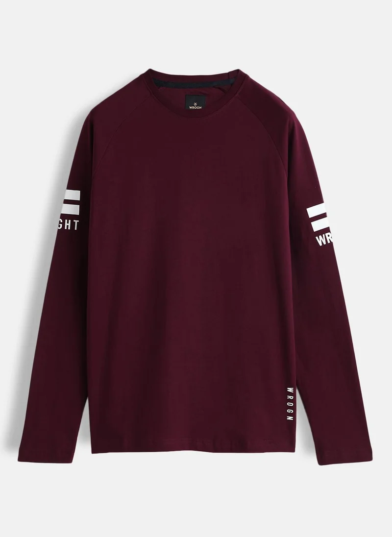 روجن Placement Print Slim Fit Fit T-Shirt | Maroon